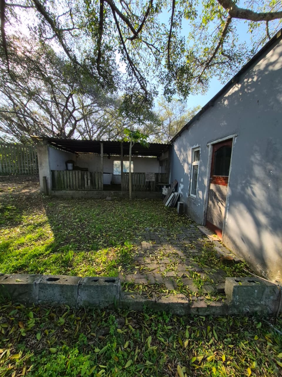 Commercial Property for Sale in Cove Rock Eastern Cape